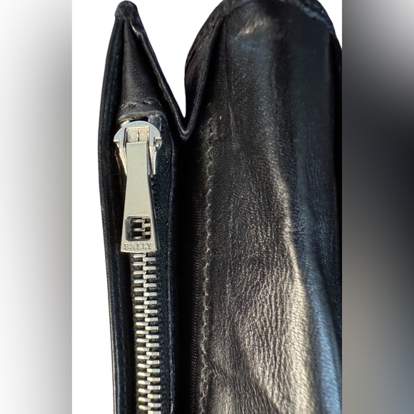 BALLY | Black Calfskin Ribbon Continental Wallet - Picture 10 of 16